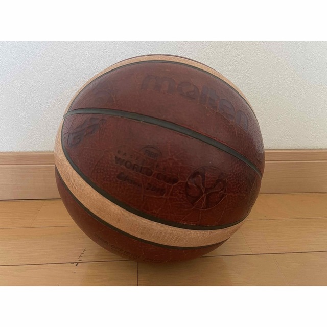 molten(モルテン)のbasketball 7号公式球　現行モデル(BG5000) スポーツ/アウトドアのスポーツ/アウトドア その他(バスケットボール)の商品写真