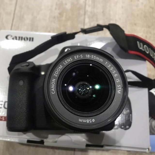 【美品】Canon 70d EOS 70D EF-S18-55 IS STM