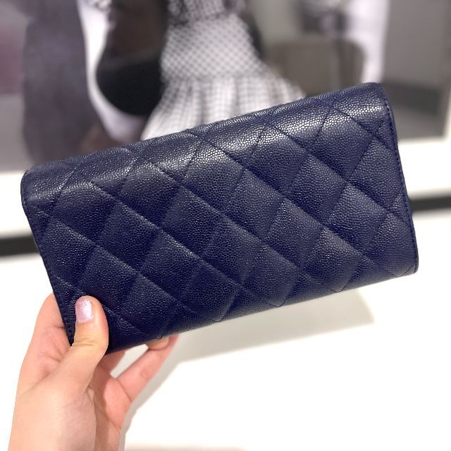CHANEL シャネル キャビアスキン マトラッセ 長財布 ネイビー 『2年