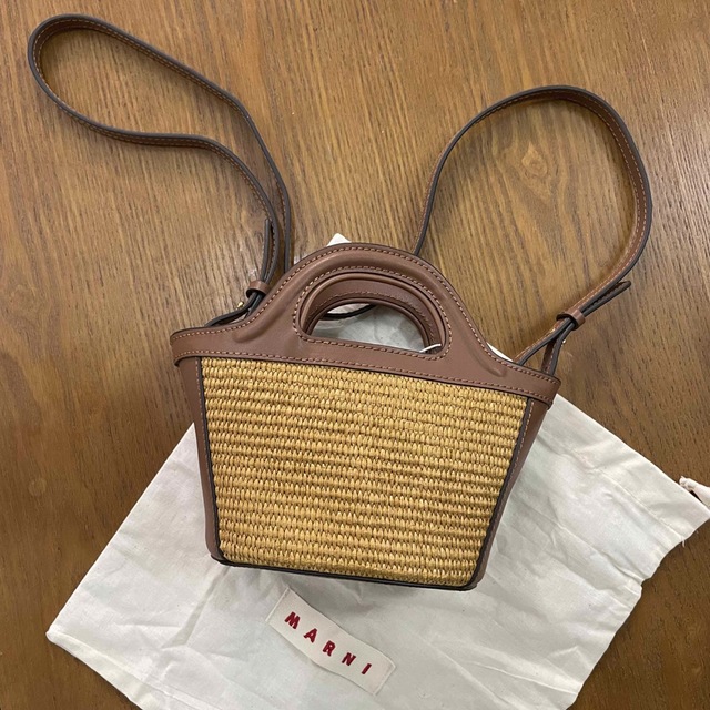新品未使用 マルニ かごバッグ ラフィアTROPICALIA マイクロバッグ