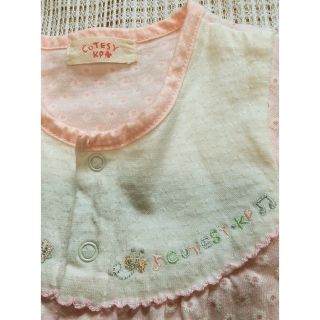 ニットプランナー(KP)の☆ほぼ新品☆ロゴ入り  KP   女の子 薄手  長袖(ロンパース)