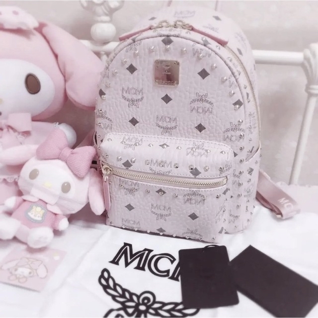 【最終値下げ】MCM リュック　地雷　ピンク