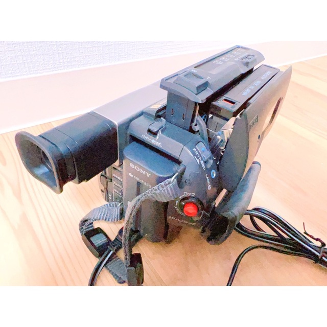 ソニー　CCD-TRV80 8mmビデオカメラ ハンディカム Video Hi8