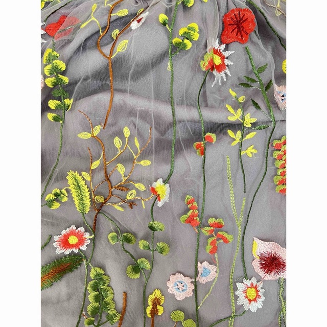 花柄 刺繍 グレー ワンピース ドレスの通販 by ひよこ's shop 花柄 刺繍 グレー ワンピース ドレスの通販 by ひよこ's shop