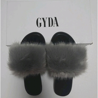 ジェイダ(GYDA)の❤️【送料込】GYDA ファーサンダル 新品未使用(サンダル)