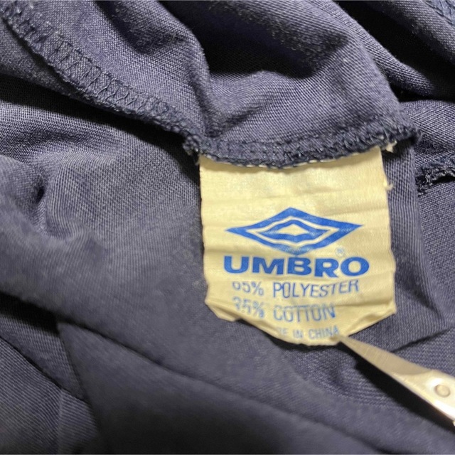 UMBRO(アンブロ)の90’s UMBRO リンガーネックTシャツ 両面プリント メンズのトップス(Tシャツ/カットソー(半袖/袖なし))の商品写真