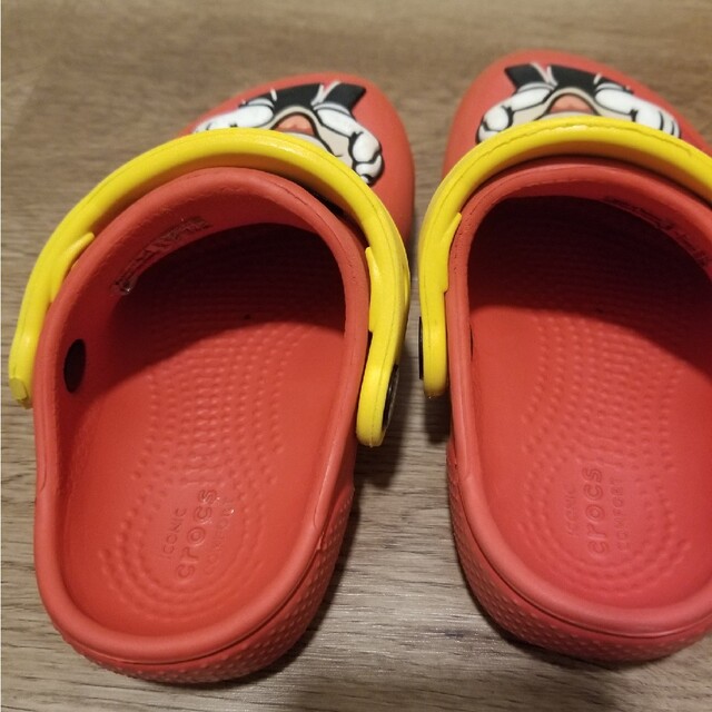 crocs(クロックス)のmaya様　専用 キッズ/ベビー/マタニティのキッズ靴/シューズ(15cm~)(サンダル)の商品写真