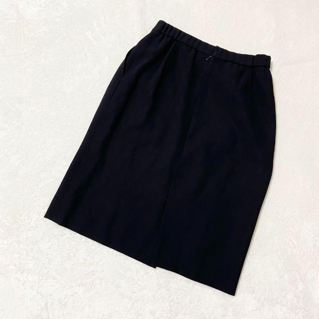 jun ashida(ジュンアシダ)の美品✨　ジュンアシダ　スカート　黒　ウール　フレア レディースのスカート(ひざ丈スカート)の商品写真