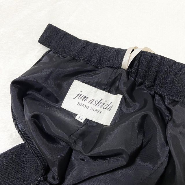 jun ashida(ジュンアシダ)の美品✨　ジュンアシダ　スカート　黒　ウール　フレア レディースのスカート(ひざ丈スカート)の商品写真