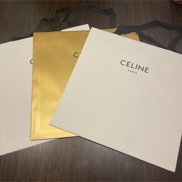 celine(セリーヌ)のセリーヌ　紙袋　3枚 レディースのバッグ(ショップ袋)の商品写真