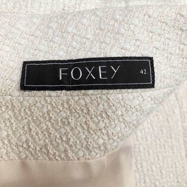 FOXEY(フォクシー)のフォクシー FOXEY ツイード 膝下丈スカート クリーム 大きいサイズ42 レディースのスカート(ひざ丈スカート)の商品写真