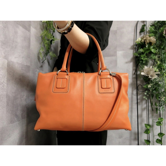 美品】TOD'S トッズ カーフ レザー 2way ショルダー トートバッグ 日本