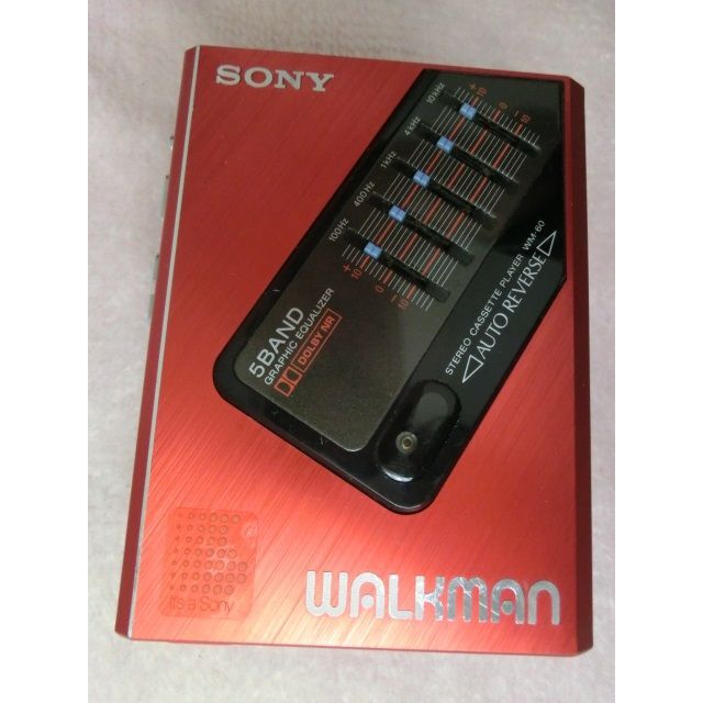 スマホ/家電/カメラウォークマン　SONY カセットウォークマン WM-60 　ジャンク品【102】