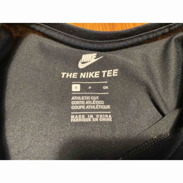 NIKE(ナイキ)の日本未発売！ナイキACGイラストロングTシャツS/長袖カットソーNIKE メンズのトップス(Tシャツ/カットソー(七分/長袖))の商品写真