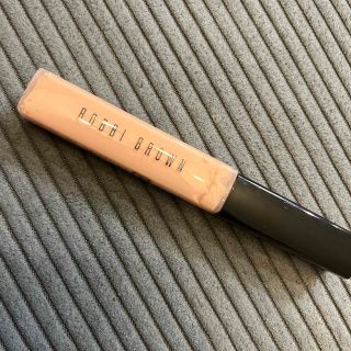 ボビイブラウン(BOBBI BROWN)のシアーカラーグロス　11 オールモストヌード(リップグロス)