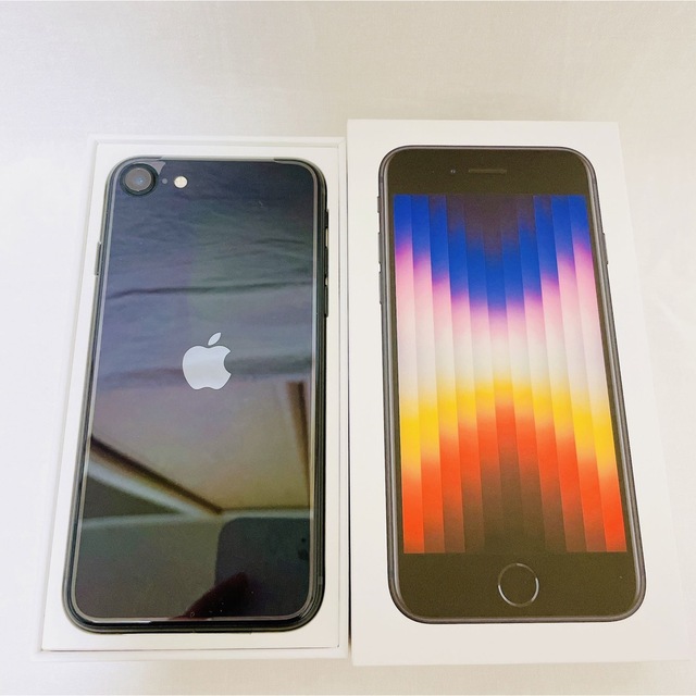 新品未使用 Apple iPhone SE 第3世代 128GB ミッドナイト \半額SALE