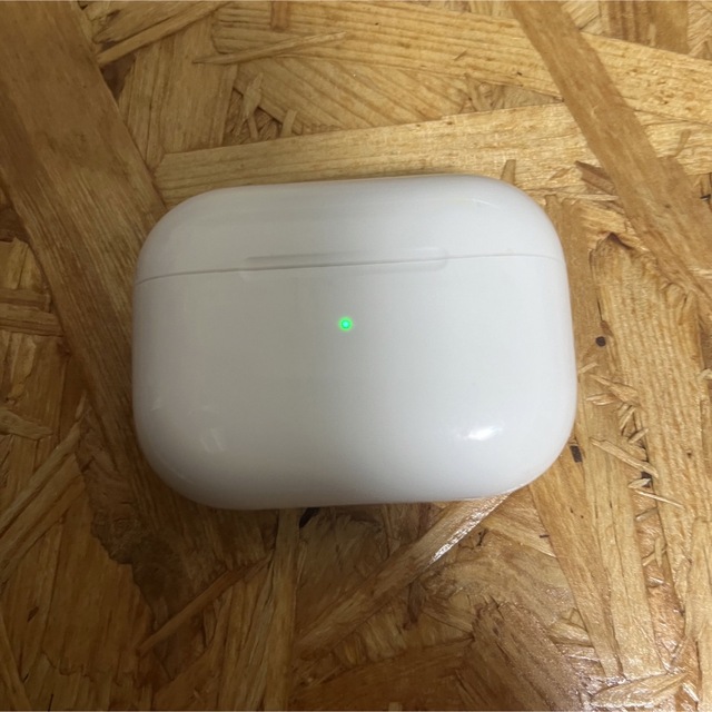 Apple - AirPods Pro MWP22J/A (充電ケース) のみ 【即購入OK 】の通販