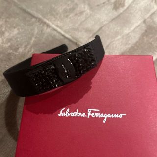 サルヴァトーレフェラガモ(Salvatore Ferragamo)のフェラガモ　カチューシャ　新品(カチューシャ)