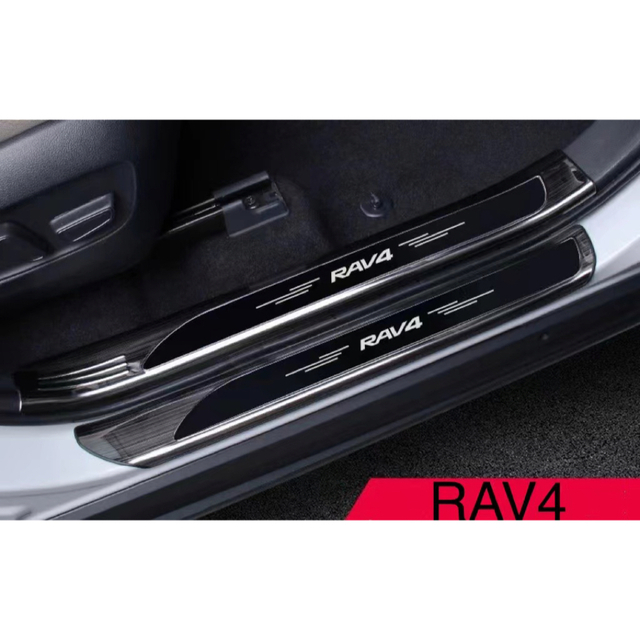 RAV4 50系 内側スカッフプレート【B36】 自動車/バイクの自動車(車内アクセサリ)の商品写真
