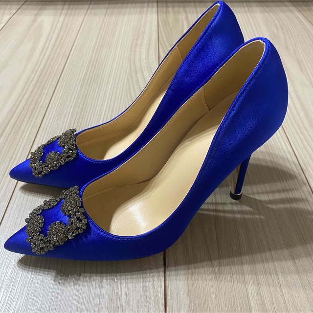 MANOLO BLAHNIK(マノロブラニク)のパンプス　マノロブラニク風　ハンギシ風　ピンヒール レディースの靴/シューズ(ハイヒール/パンプス)の商品写真