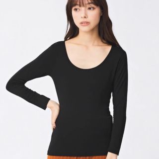 ユニクロ(UNIQLO)のUNIQLO ヒートテック Uネック インナー S(アンダーシャツ/防寒インナー)