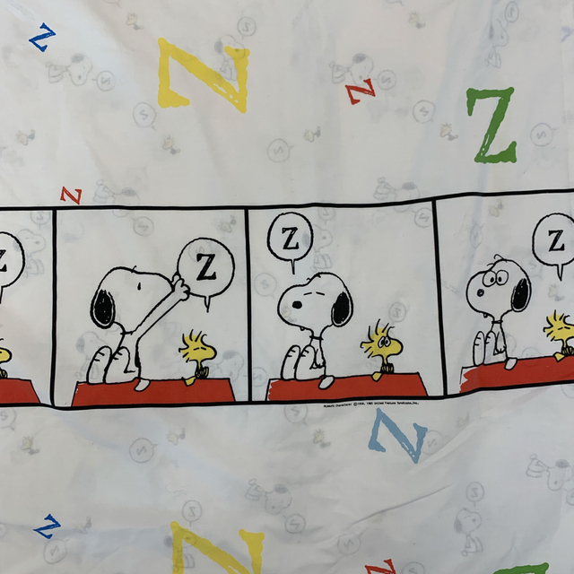 SNOOPY - 【ビンテージシーツ】スヌーピー zzz はぎれの通販 by SNOOPY - 【ビンテージシーツ】スヌーピー zzz はぎれの通販 by