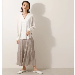 アズールバイマウジー(AZUL by moussy)の新品・未使用　ティアードプリーツスカート　AZULby moussy(ロングスカート)