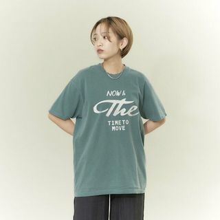 ノミネ(Nomine)の【グリーン系その他1】ガーメントロゴTシャツ(カットソー(長袖/七分))