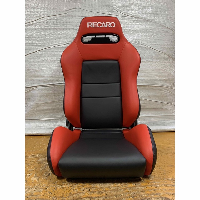 RECARO(レカロ)のレカロ RECARO SR-3 セミオーダー 張替品 シングルステッチ 自動車/バイクの自動車(汎用パーツ)の商品写真