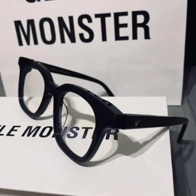 BIGBANG(ビッグバン)のGentle Monster ジェントルモンスター south side クリア メンズのファッション小物(サングラス/メガネ)の商品写真