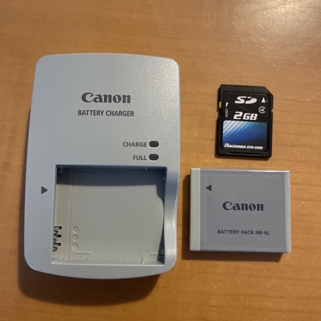 【中古】 Canon コンデジ IXY DIGITAL 930 IS PR スマホ/家電/カメラのカメラ(コンパクトデジタルカメラ)の商品写真