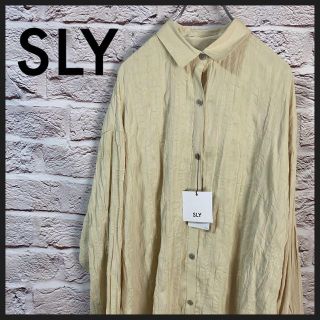 スライ(SLY)のSLY タグ付き　シャツ　無地　 レディース　[ Free ](シャツ/ブラウス(長袖/七分))