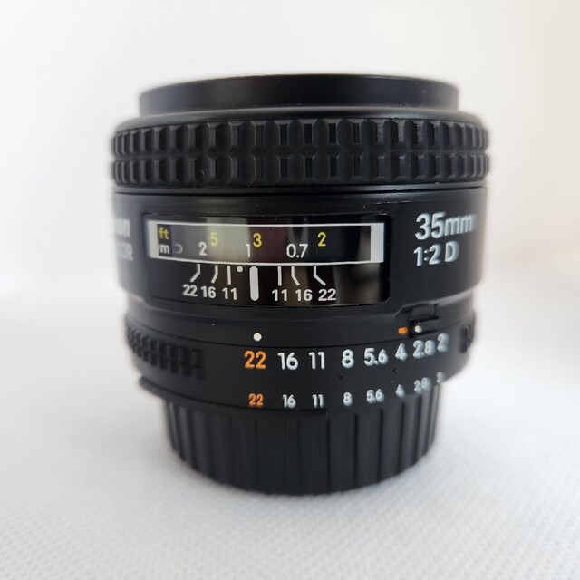 Nikon(ニコン)の【備品】AF NIKKOR 35mm f/2D スマホ/家電/カメラのカメラ(レンズ(単焦点))の商品写真