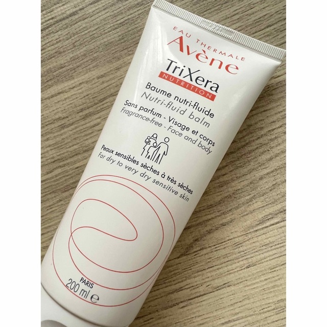 Avene 全身用保湿クリーム コスメ/美容のボディケア(ボディクリーム)の商品写真