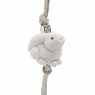 LOEWE - ロエベ・今期新品同様バニーチャームの通販 by teddy bear