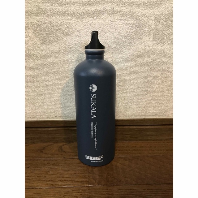 LAVA 水素水ボトル ネイビーブラックの通販 by ぱぴこ's shop LAVA 水素水ボトル ネイビーブラックの通販 by ぱぴこ's shop