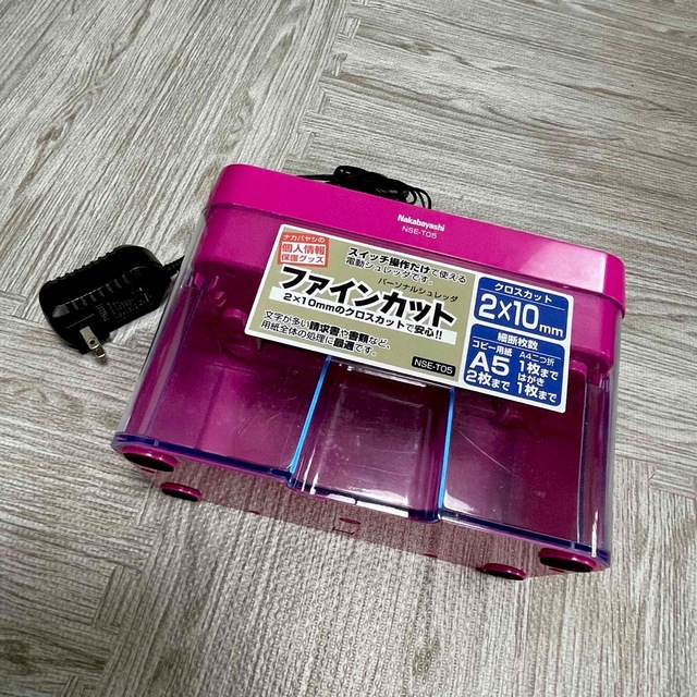 ナカバヤシ パーソナルシュレッダー ファインカット ピンク NSE-T05Pの通販 by スノ｜ラクマ