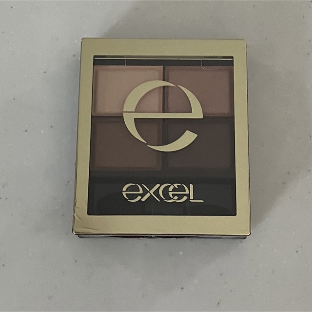 excel(エクセル)のエクセル スキニーリッチシャドウ  SR03  ロイヤルブラウン コスメ/美容のベースメイク/化粧品(アイシャドウ)の商品写真