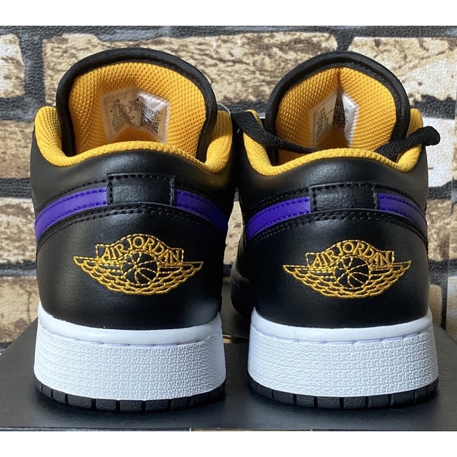 Jordan Brand（NIKE）(ジョーダン)のナイキ エア ジョーダン1 ロー 25cm GS NIKE AIRJORDAN1 メンズの靴/シューズ(スニーカー)の商品写真