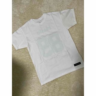 MADISONBLUE - マディソンブルー Hello Tシャツ ナンバリング