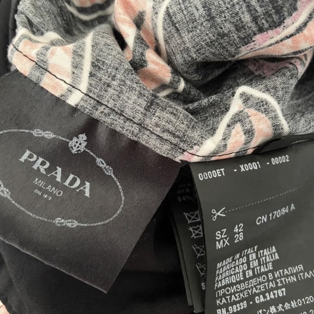 PRADA - PRADA プラダ ワンピース リップ柄 唇 美品の通販 by フォロー