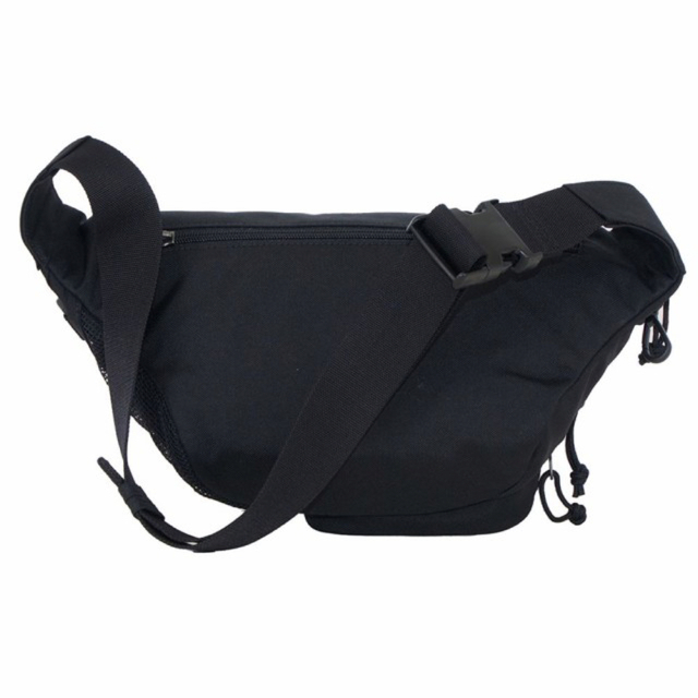 Balenciaga(バレンシアガ)の【新品】BALENCIAGA 620261 H75CX ボディバッグ ブラック メンズのバッグ(ウエストポーチ)の商品写真