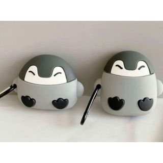 【残り1つ】Air Pots Pro カバー　ペンギン　人気商品　爆売れ　可愛い(ヘッドフォン/イヤフォン)