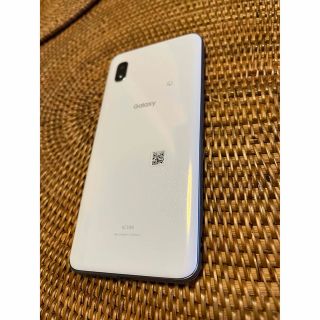 Galaxy A20 SCV46 ホワイト UQ版 SIMロック解除済み(スマートフォン本体)