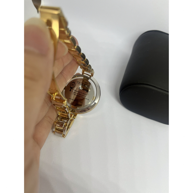 レディース　時計　腕時計　シック　ゴールド　円盤　黒　ブラック レディースのファッション小物(腕時計)の商品写真