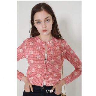 エピヌ(épine)のgingham flower clear button cardigan red(カーディガン)