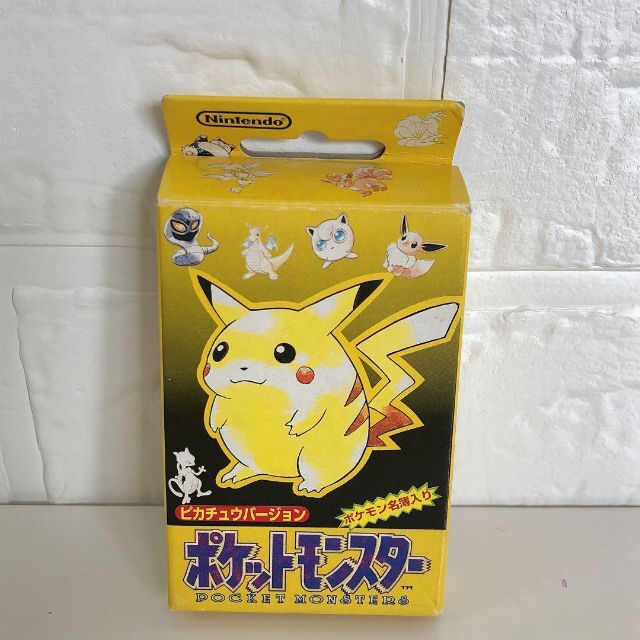 当店の記念日 【値下げ】ポケットモンスタートランプ(ピカチュウ