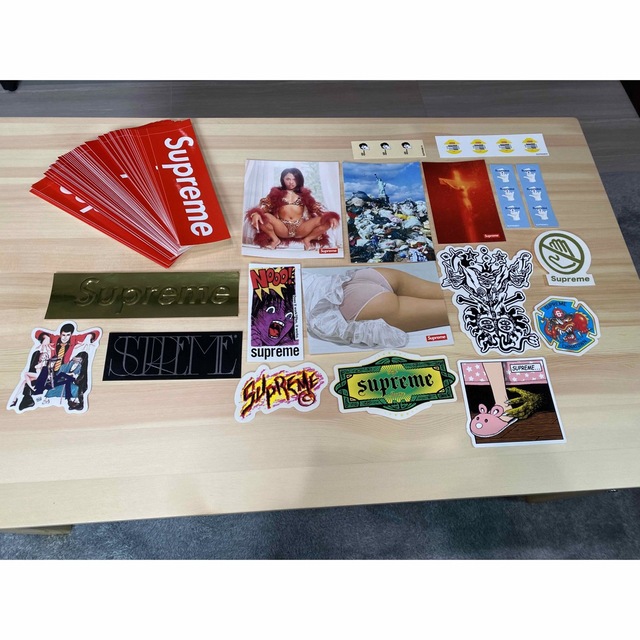 Supreme box logo 赤ステッカー　50枚セット