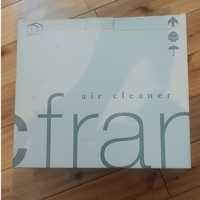 Francfranc(フランフラン)のFrancfranc　フランフラン　空気清浄機　赤 スマホ/家電/カメラの生活家電(空気清浄器)の商品写真