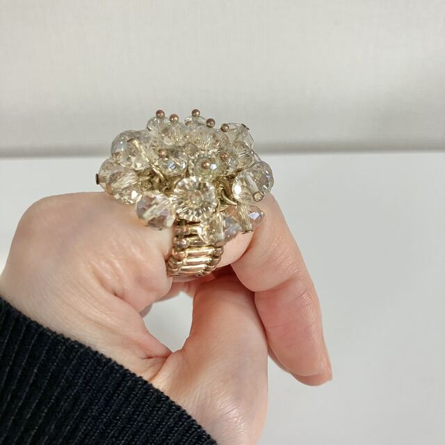 クリスタルビーズ　リング　ハンドメイド ハンドメイドのアクセサリー(リング)の商品写真